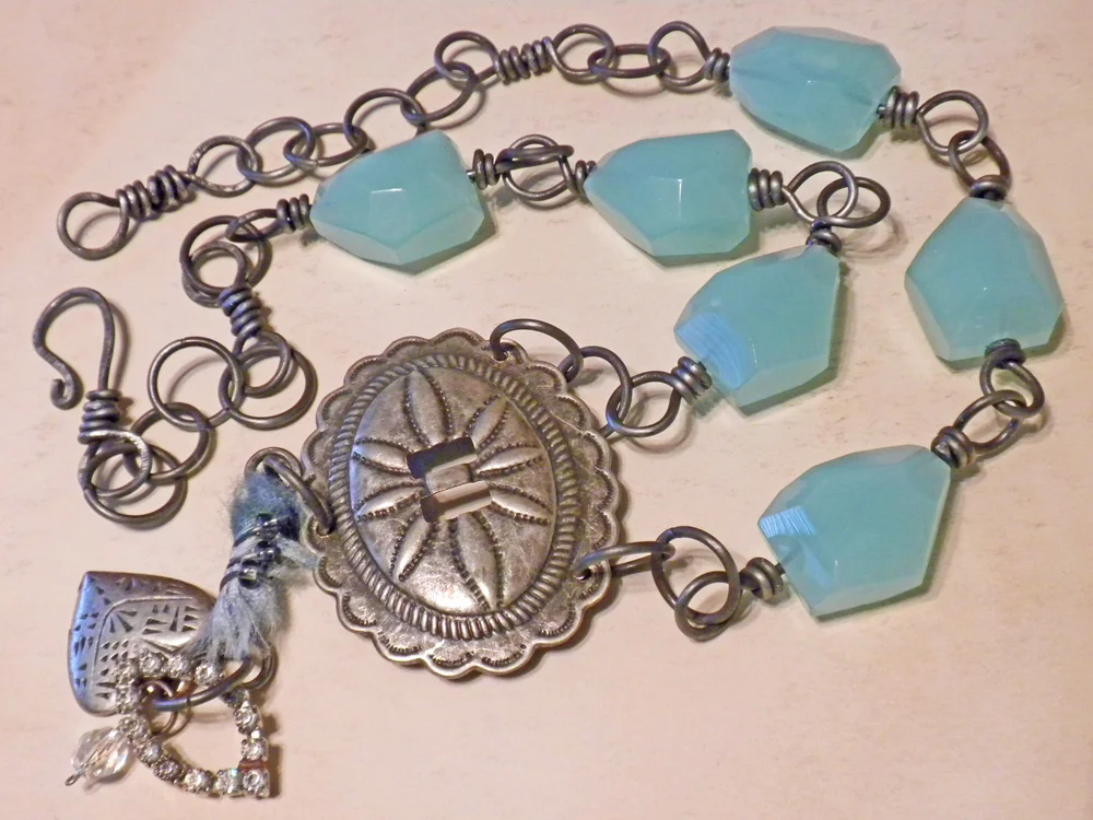 jewelryconchofocal2.jpg