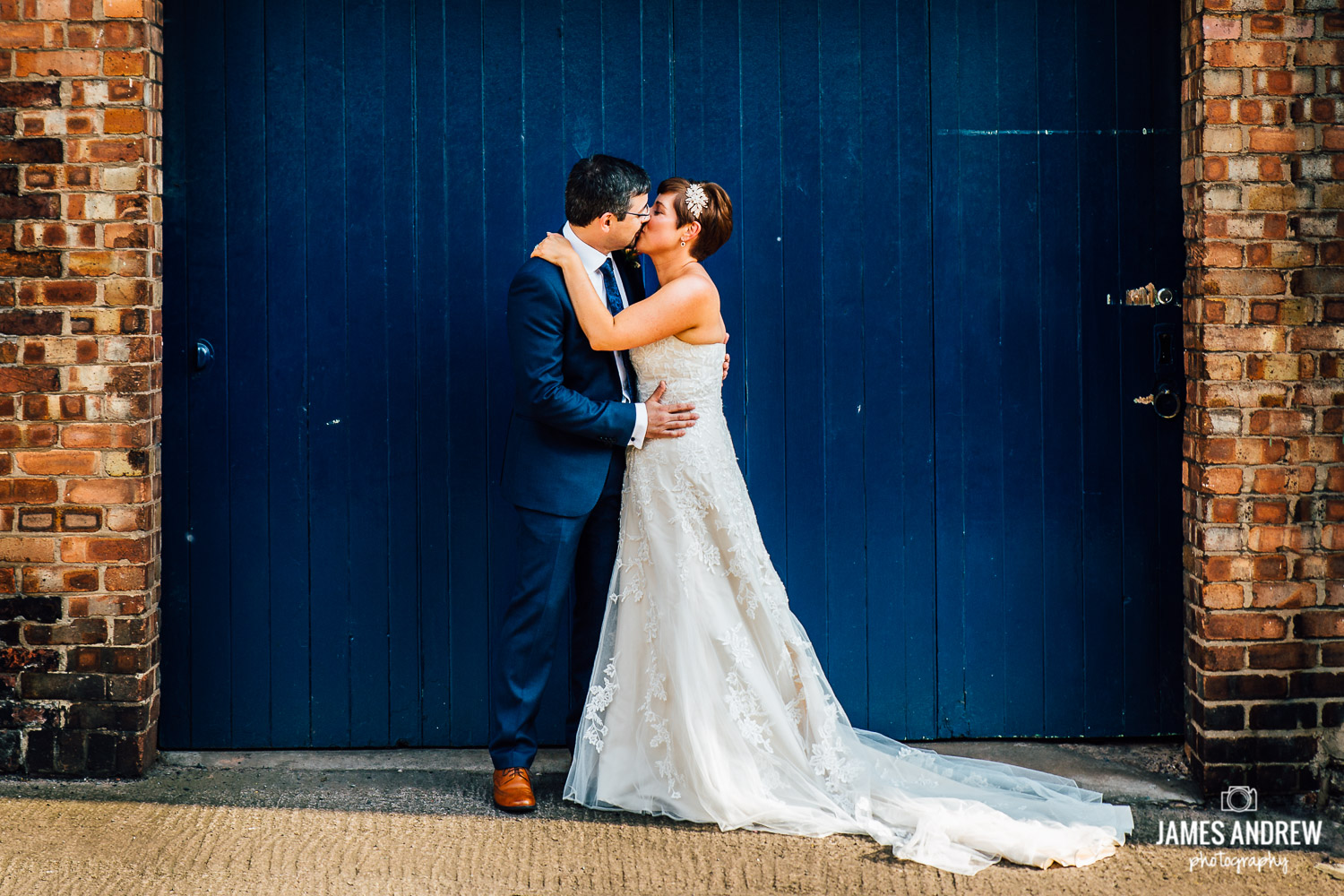 creative natural bridal picture in nantwich cheshire