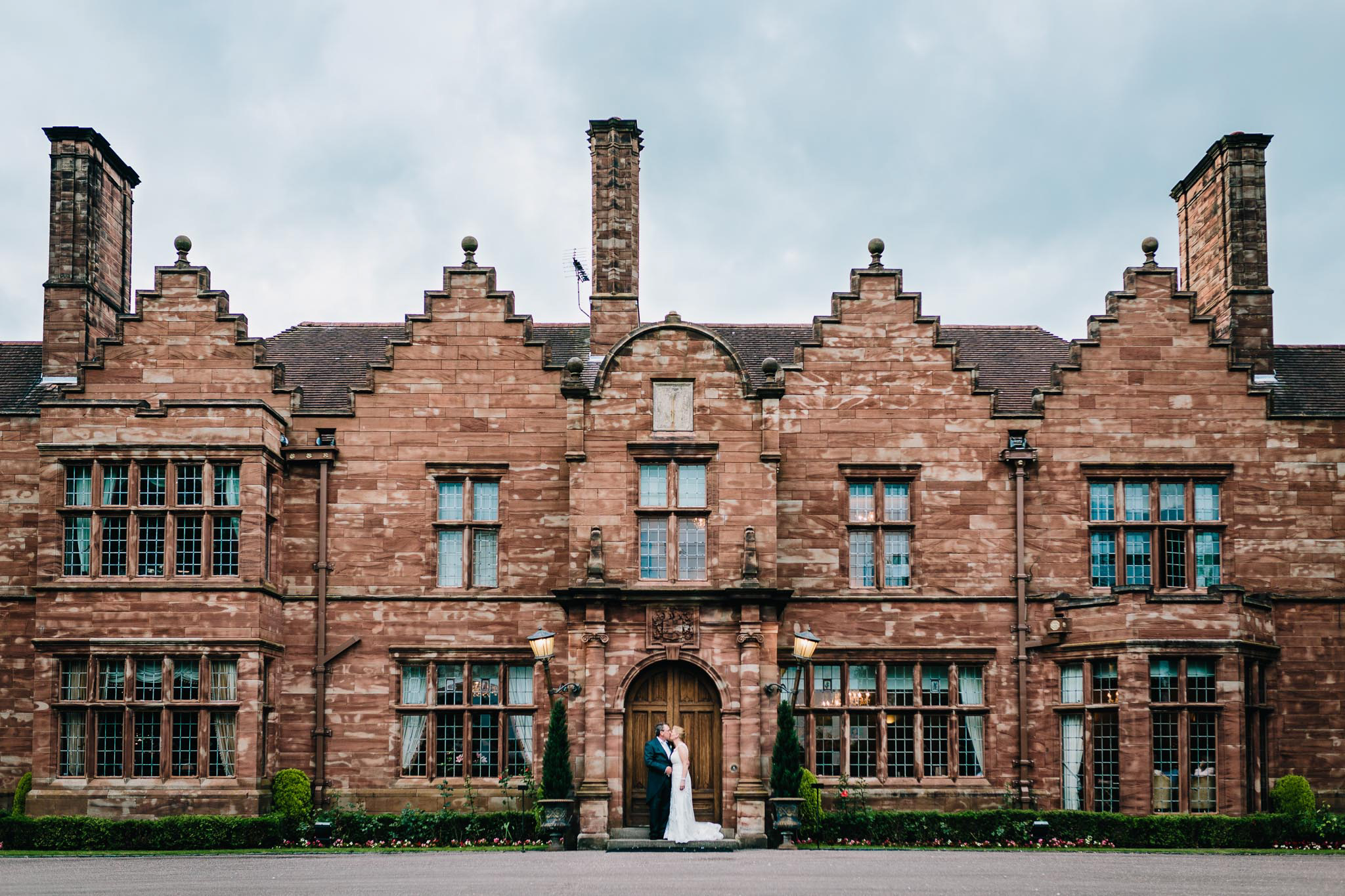 BEST STAFFORDSHIRE WEDDING PHOTOGRAPHER-23.jpg
