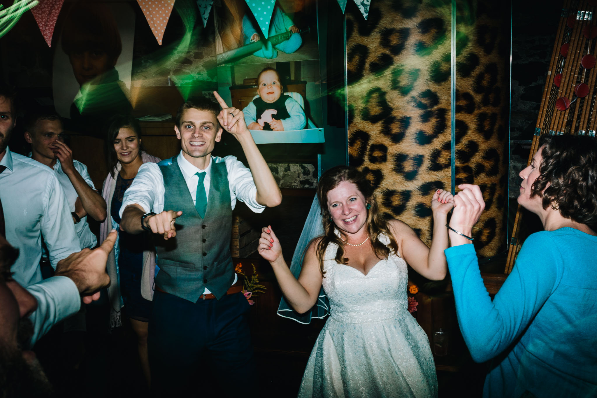 JENNY & DOM WEDDING (586).jpg