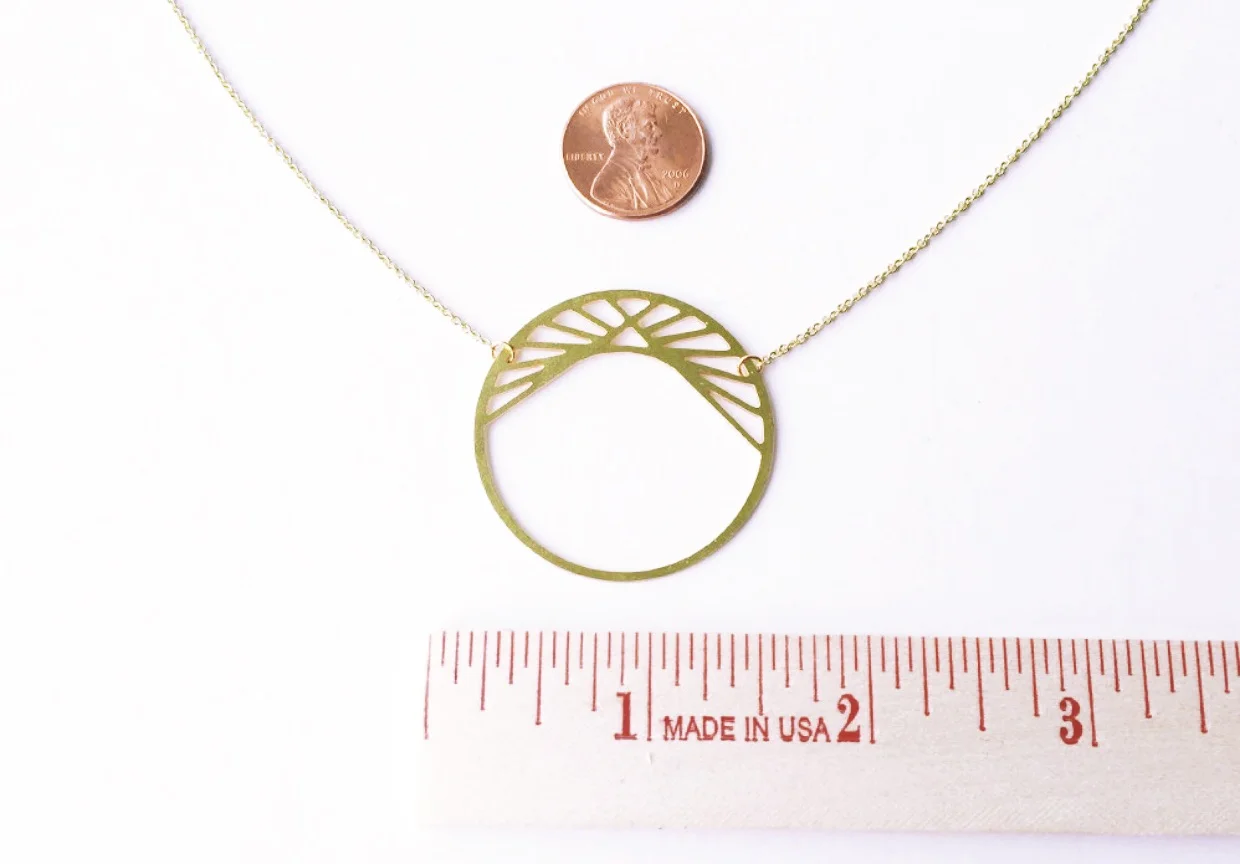 NECKLACE-Pyramid In A Circle 2.JPG