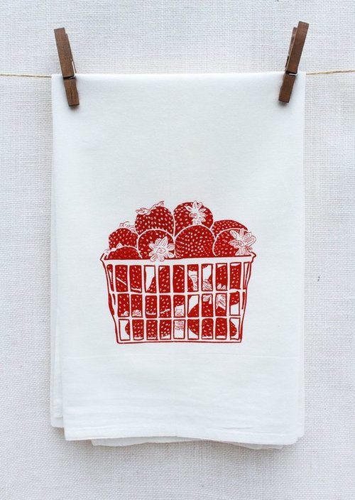 $15.99 STRAWBERRY BASKET KITCHEN TOWEL