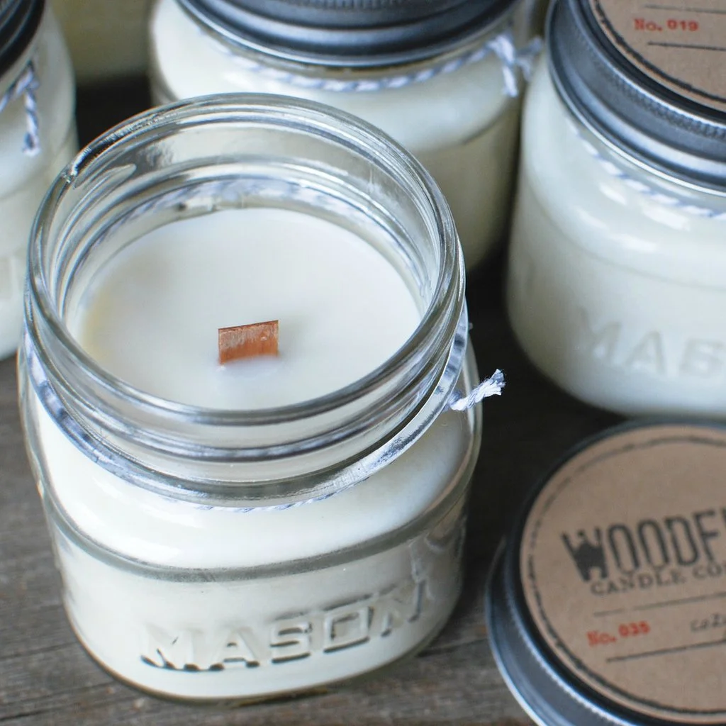 MASON JAR CANDLE 2.jpg