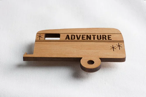 $9.99 CAMPER ADVENTURE WOOD MAGNET
