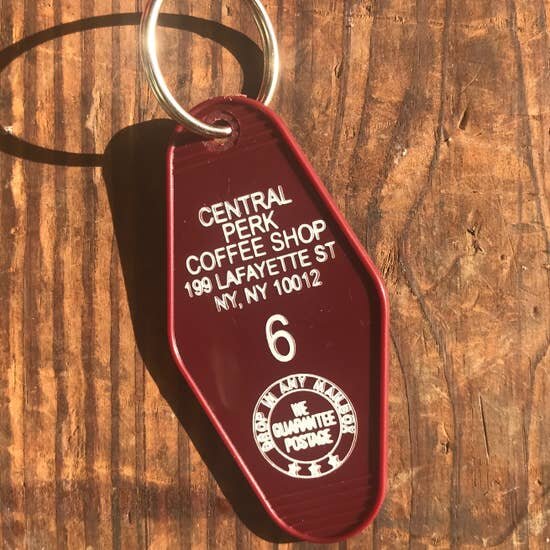 $10.99 CENTRAL PERK FRIENDS MOTEL KEYCHAIN