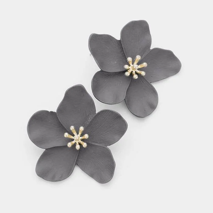 $23.99 GRAY BLOOM FLOWER STUD EARRINGS