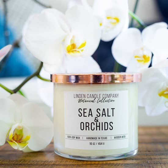 $31.99 SEA SALT AND ORCHIDS SOY CANDLE