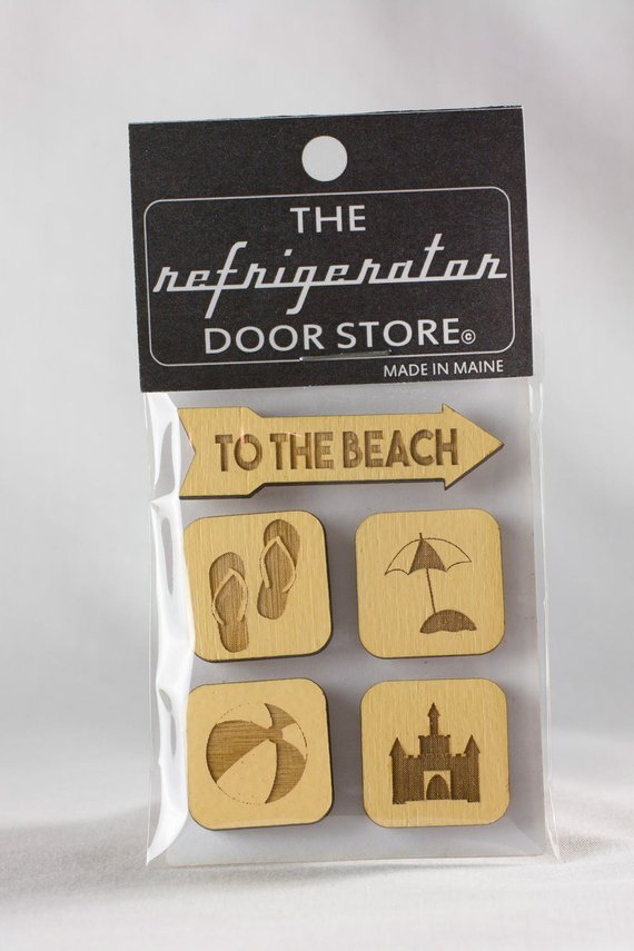 $11.99 TO THE BEACH WOOD MAGNET SET