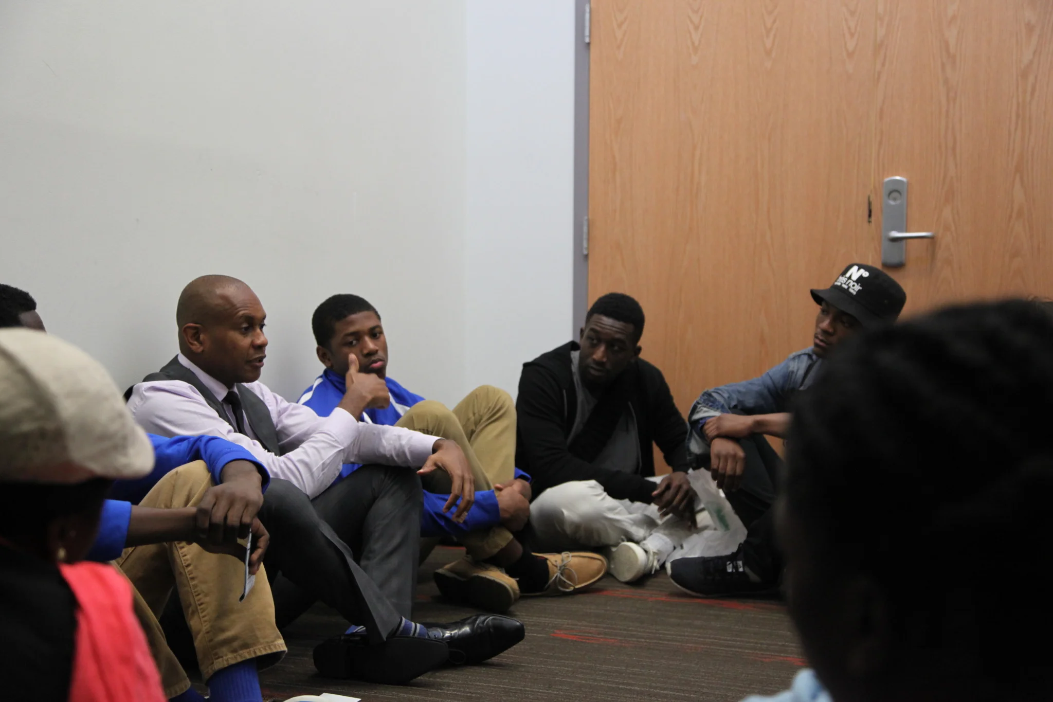 student pow wow with keynote kevin powell.jpg