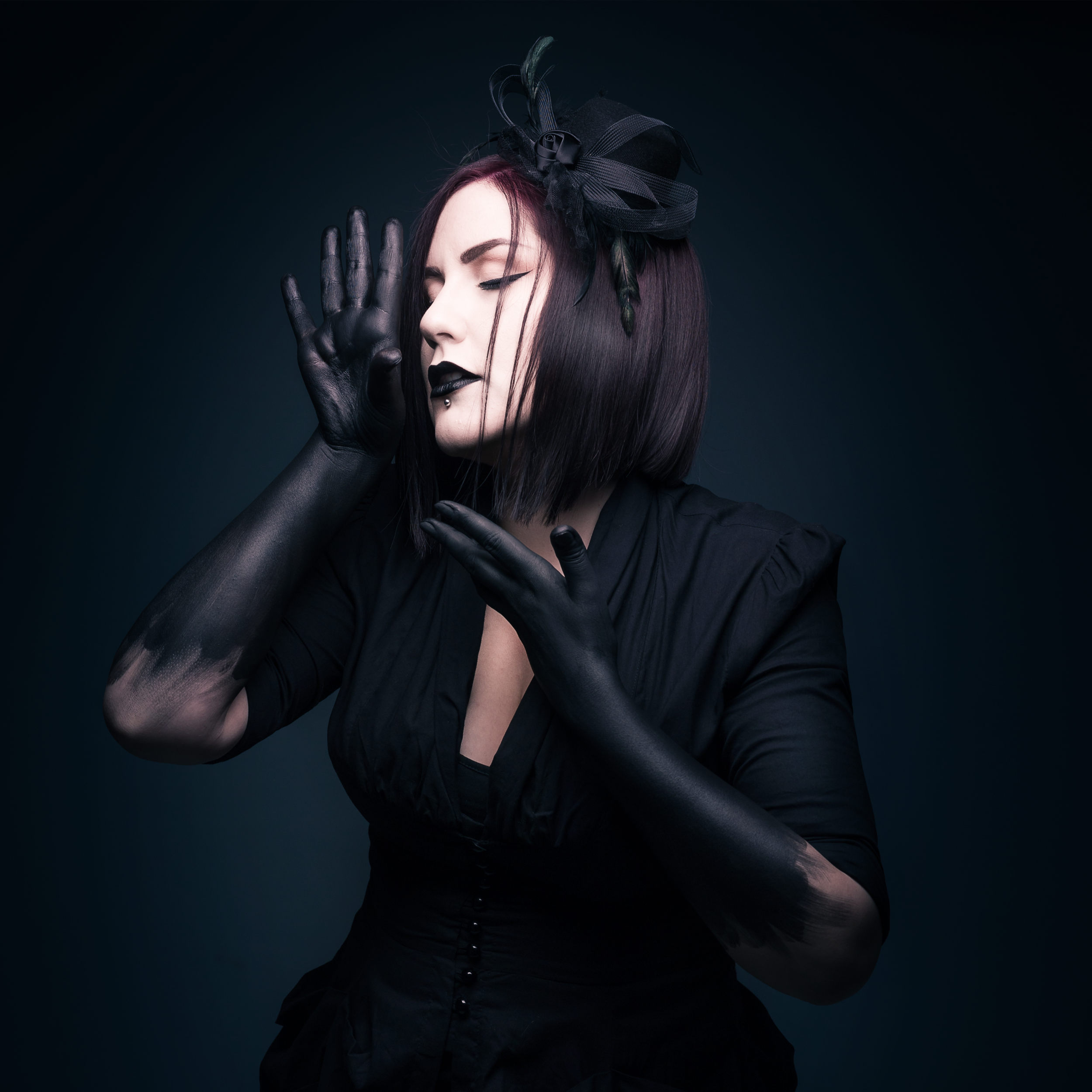 Nastia_BlackHands_033_High.png