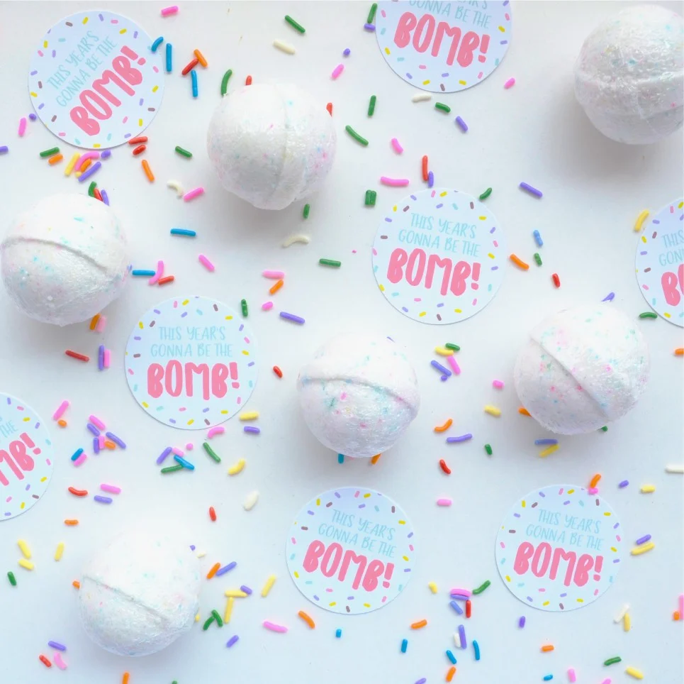 {Free Printable} Back to School Bath Bomb Tags