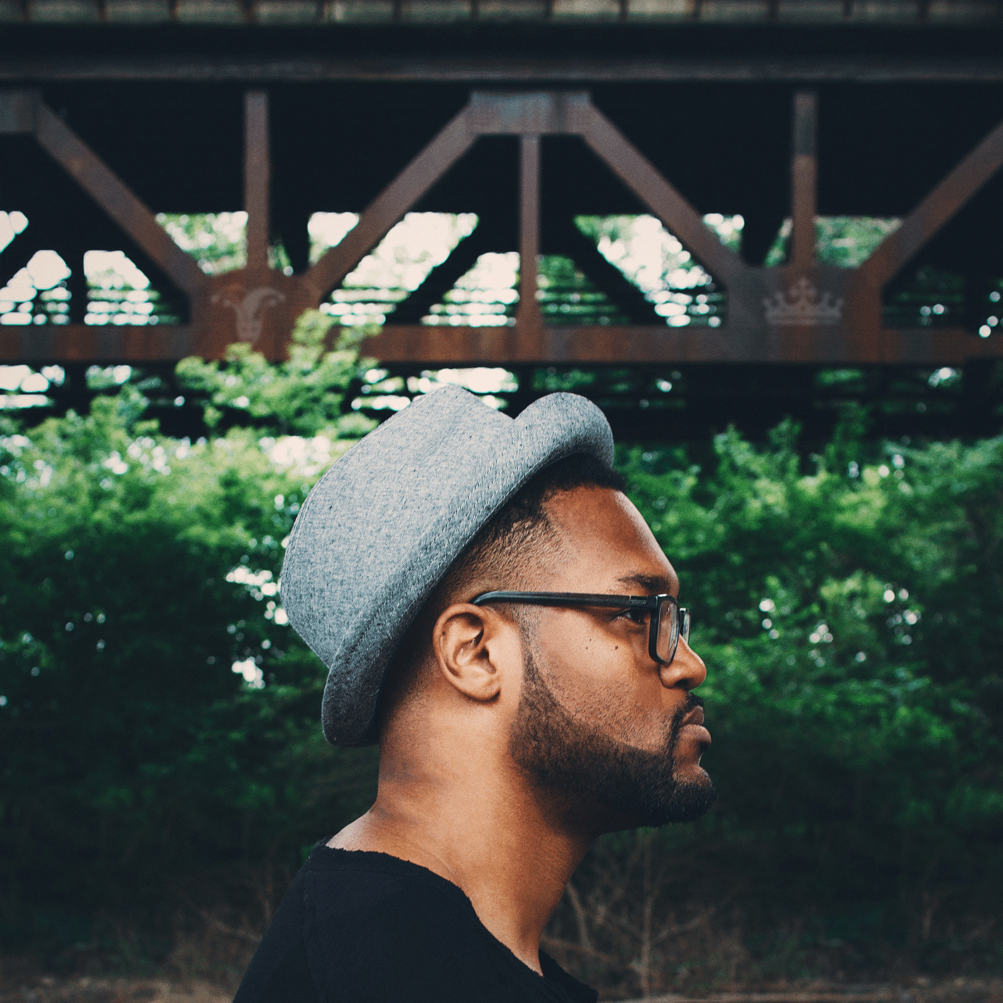 Taelor Gray - The Mocker & The Monarch (2015)