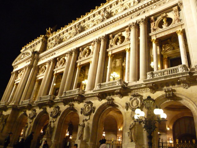 Le Opéra Garnier, beautiful year round