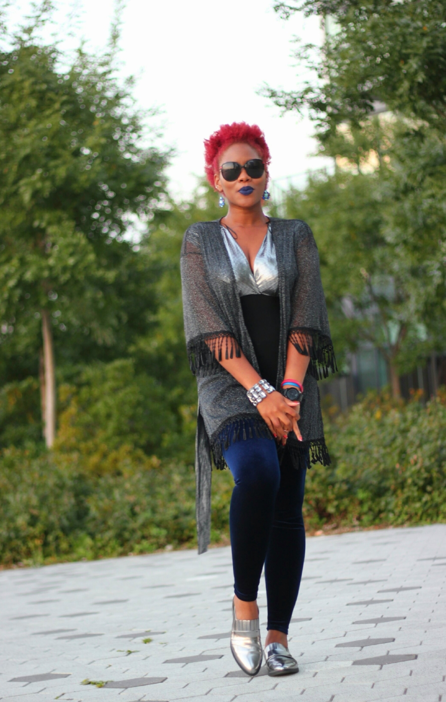 Red hair, blue velvet leggings and metallics — Enma & I