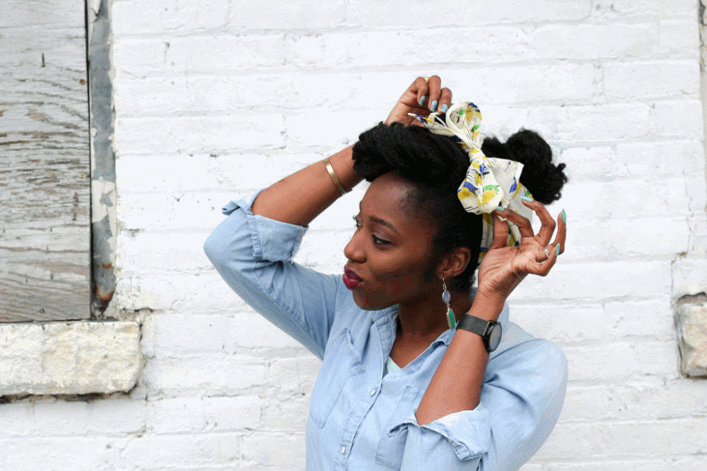 The simplest...and I mean SIMPLEST way to tie head scarves