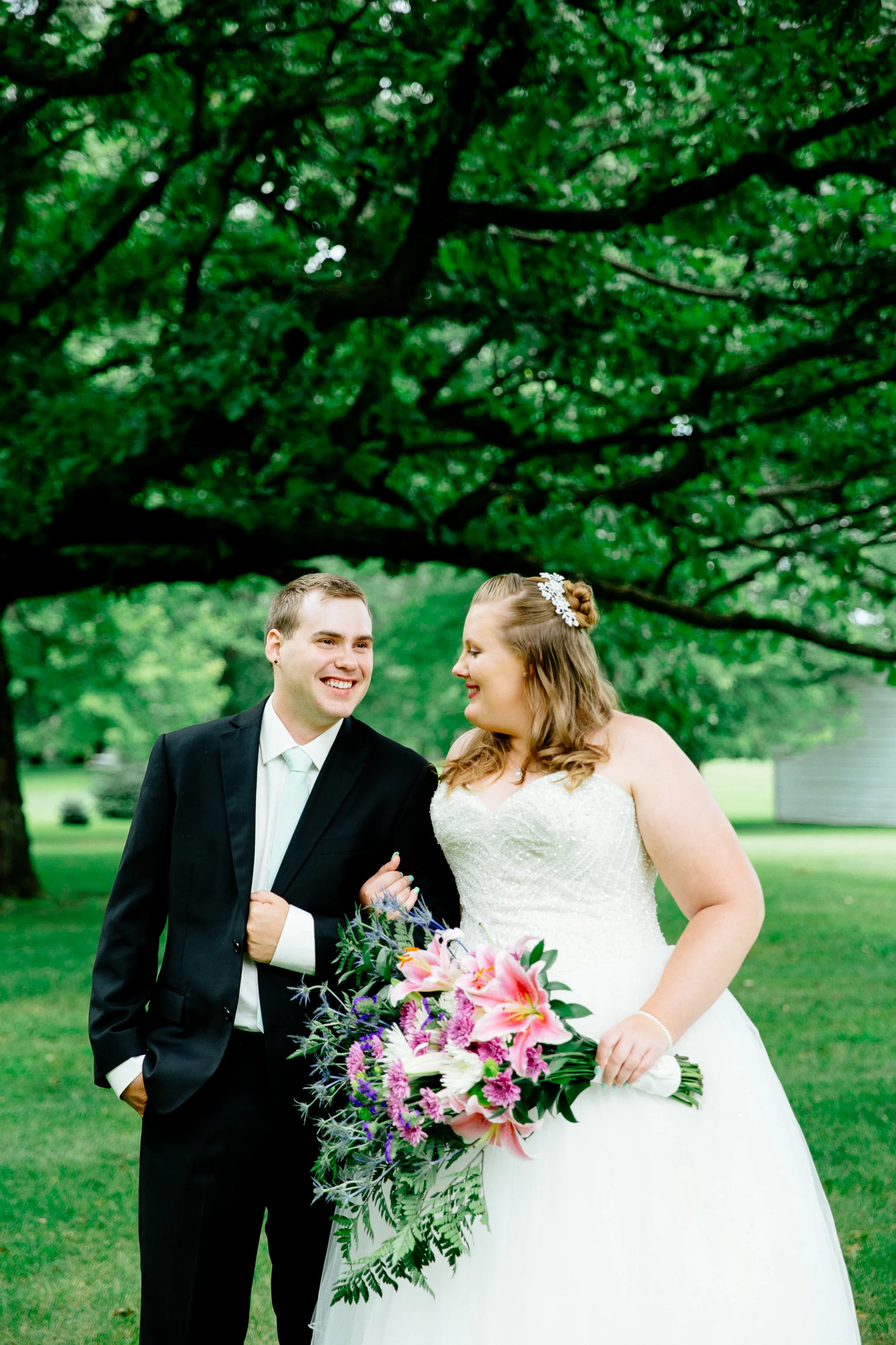 Jen_Montgomery_Photography_J&Bfb-13.jpg