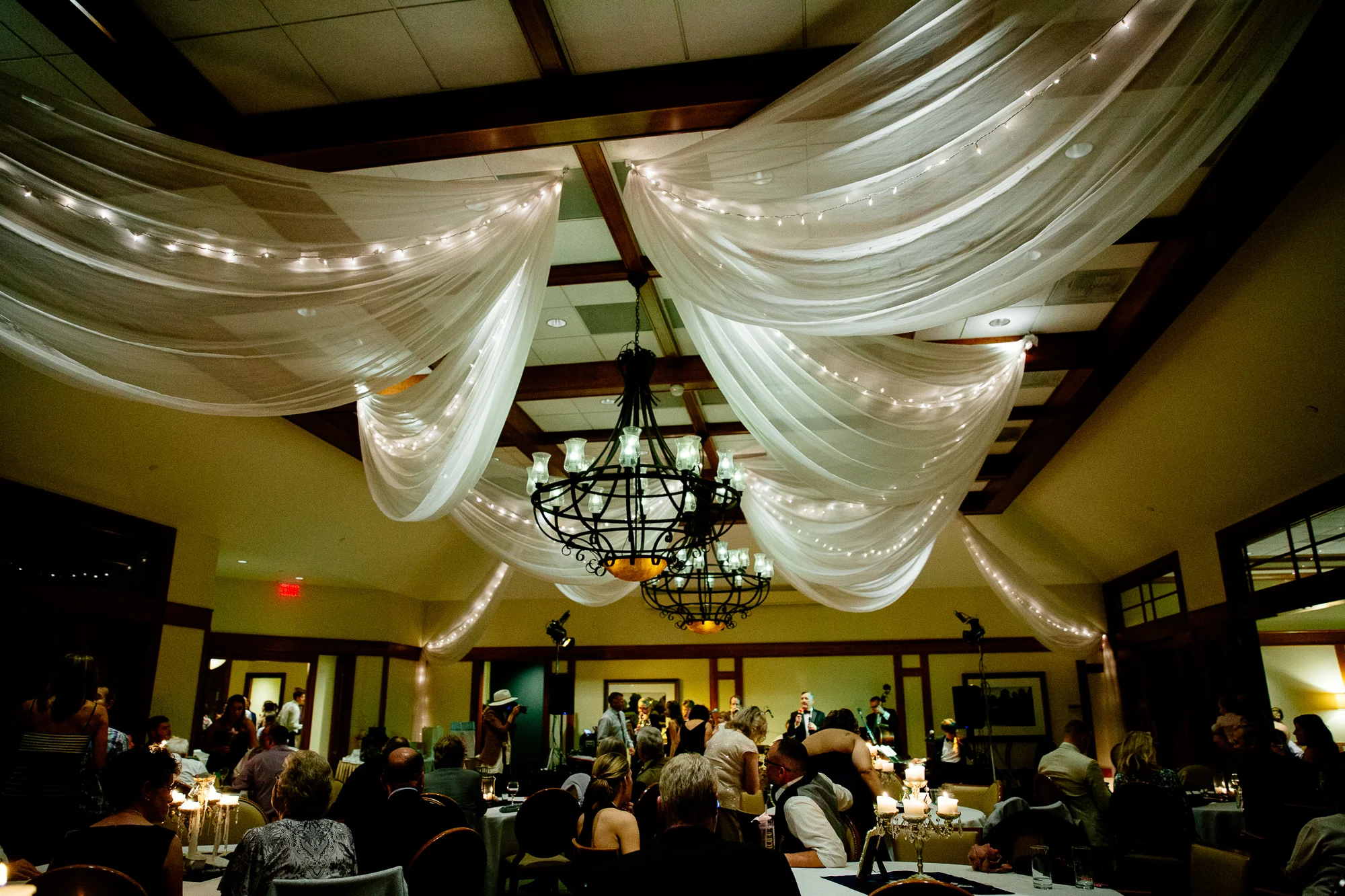 Jen_Montgomery_Photography_DanAllissaWedding-180.jpg