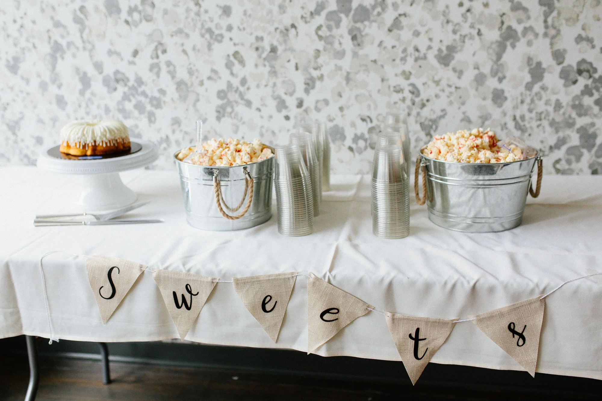 Jen_Montgomery_Photography_JoeJenTBL-96.jpg