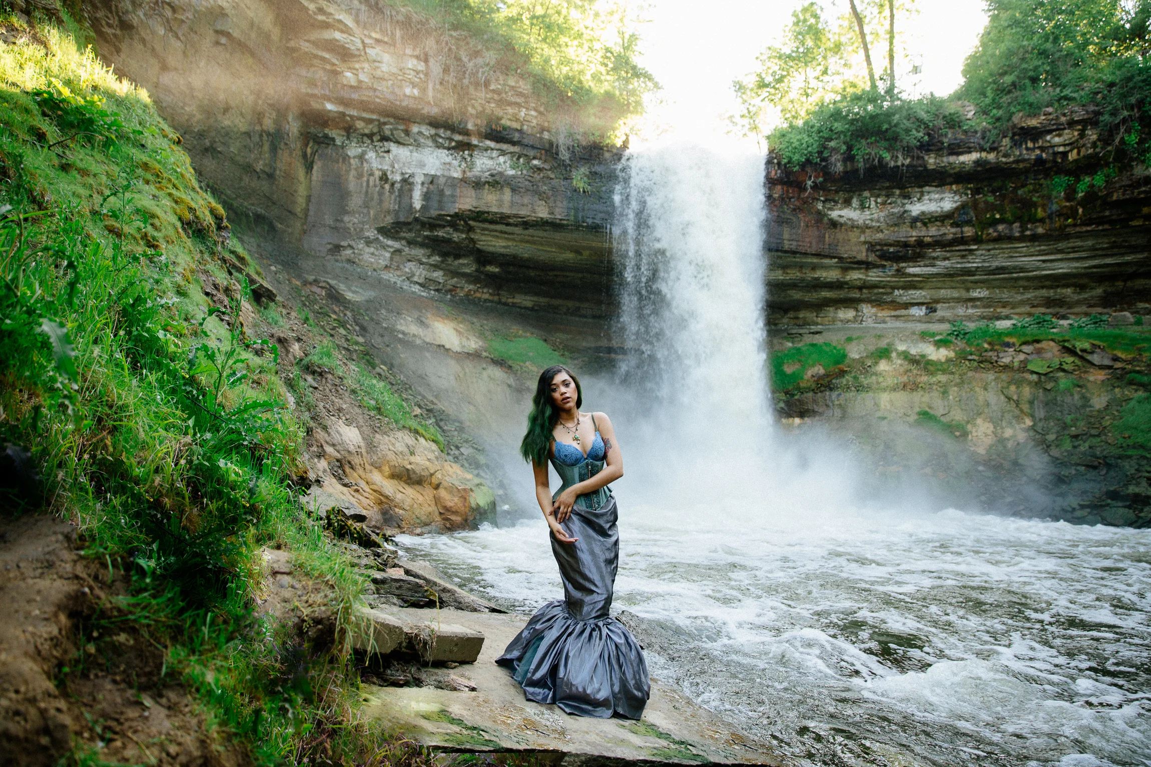 Jen_Montgomery_Photography_LeslieMinehahaFB-4.jpg