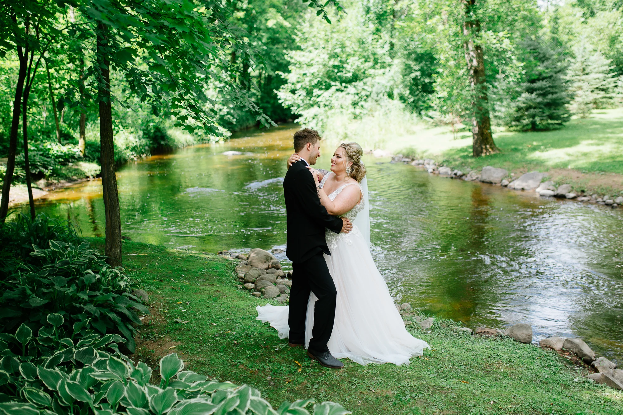 Jen_Montgomery_Photography_SamWestonWedding_FB-47.jpg