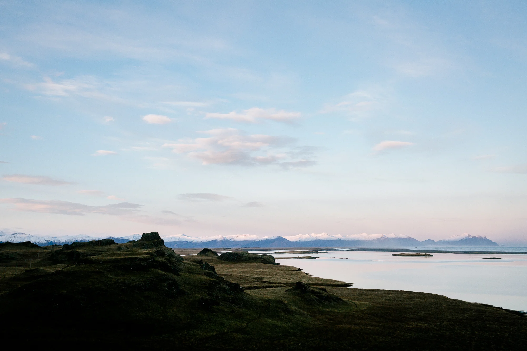 Jen_Montgomery_Photography_AlexJen_LondonIceland_Fb-7.jpg