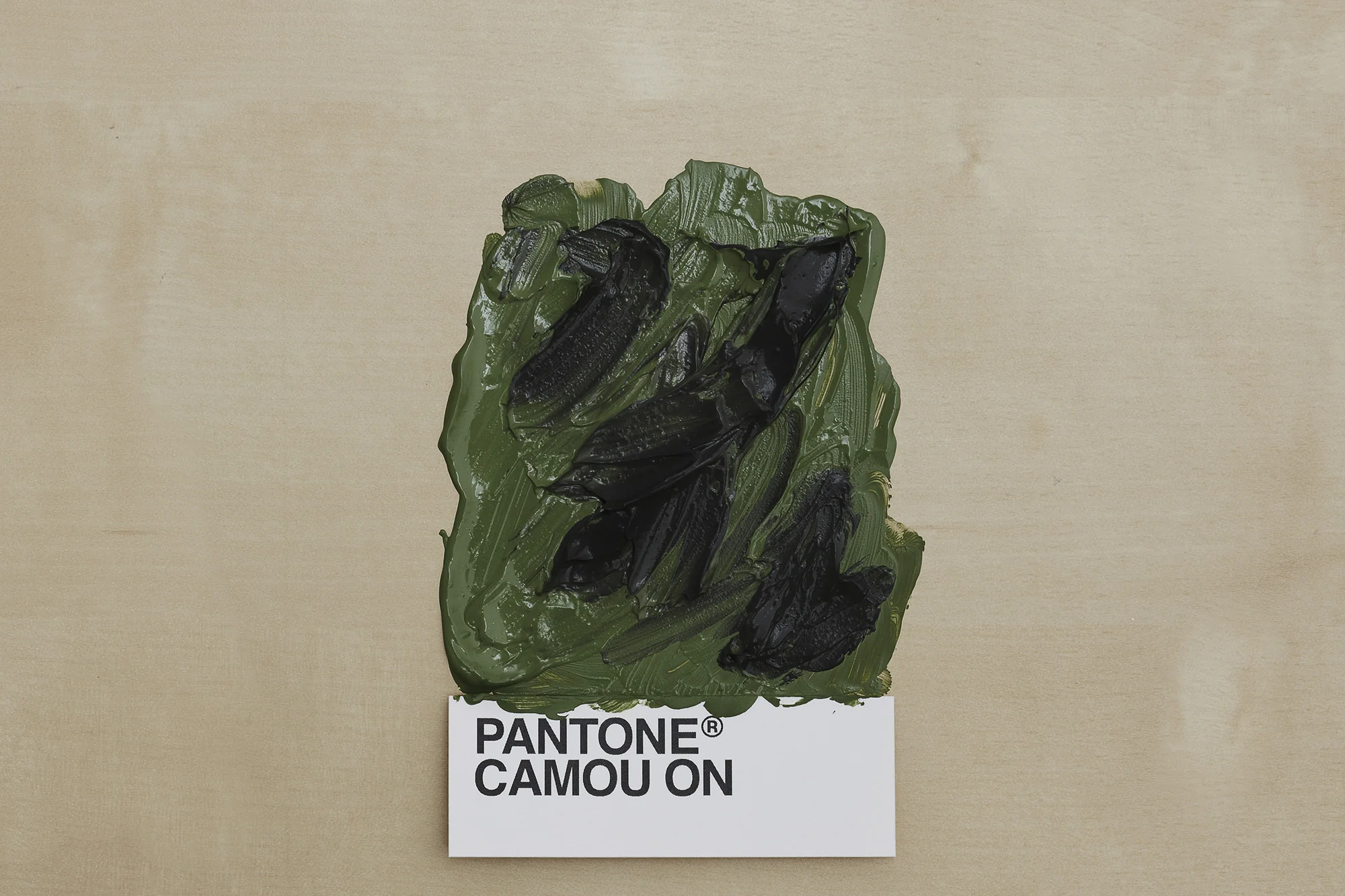 Pantone-03.jpg