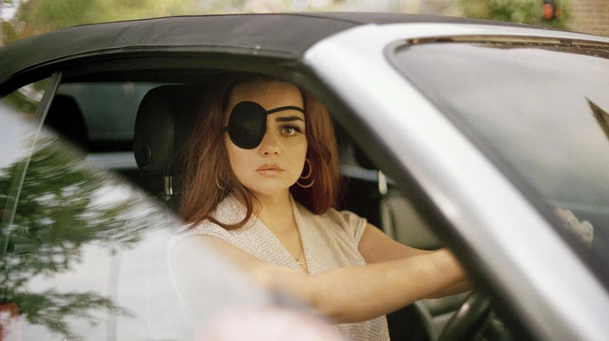 Adult Material MID tc_am_hr_jolene_car_1.jpg