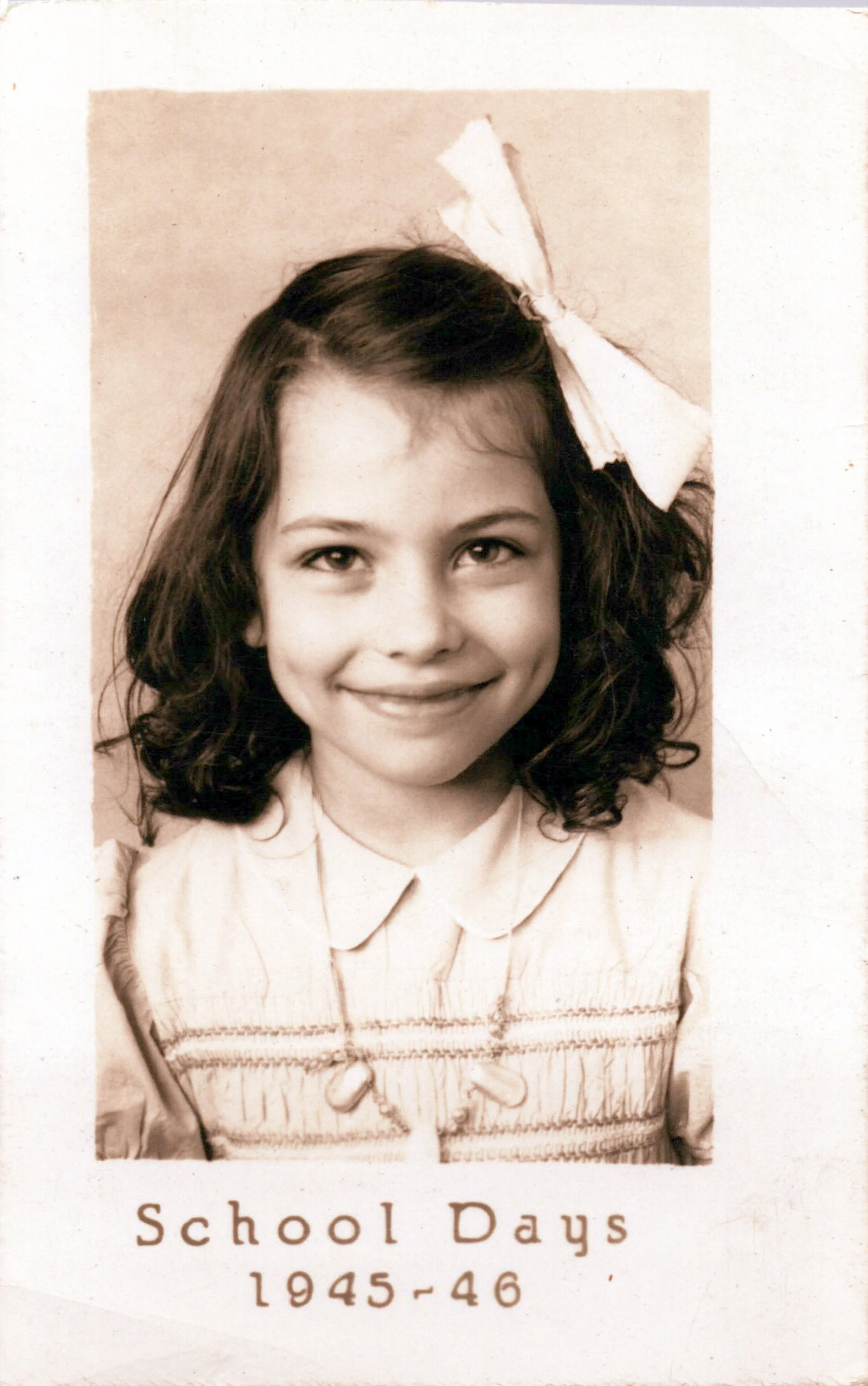 saundra growing up-1940s-5.jpg
