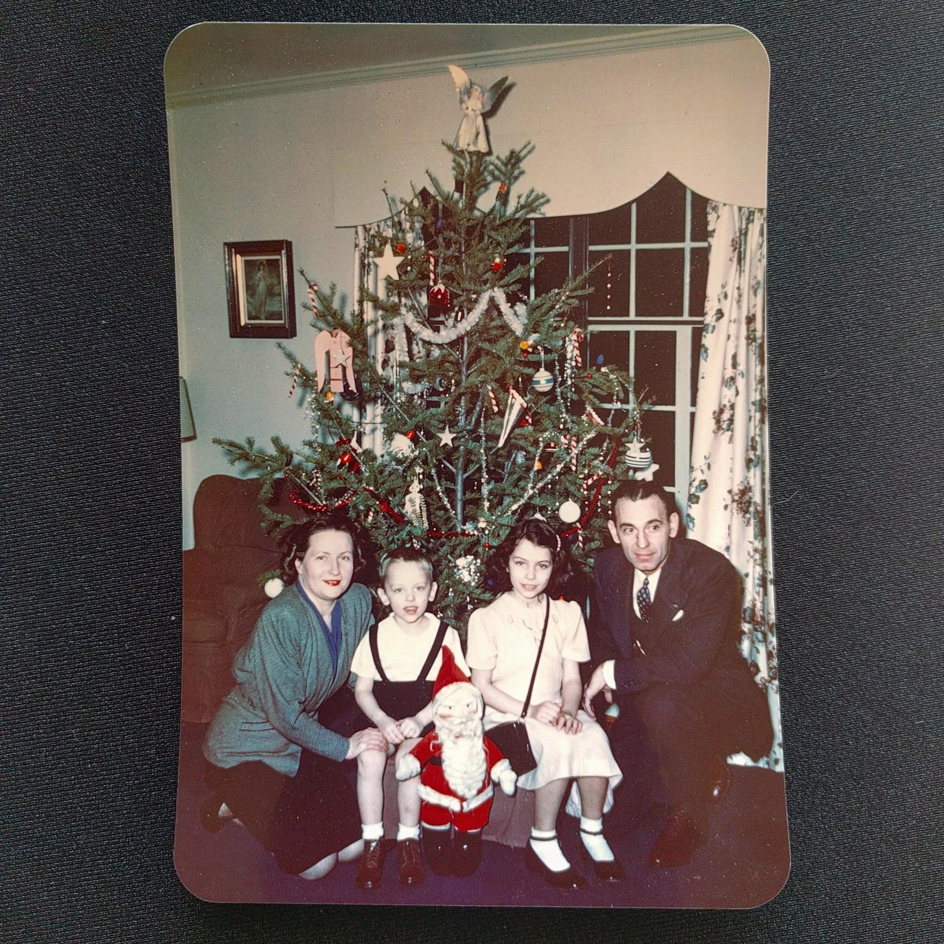 saundra growing up-1940s-6.jpg
