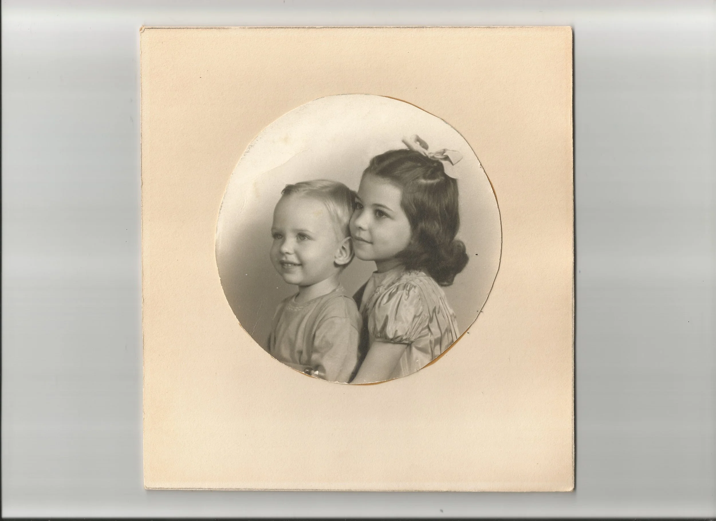 saundra growing up-1940s-7.jpg
