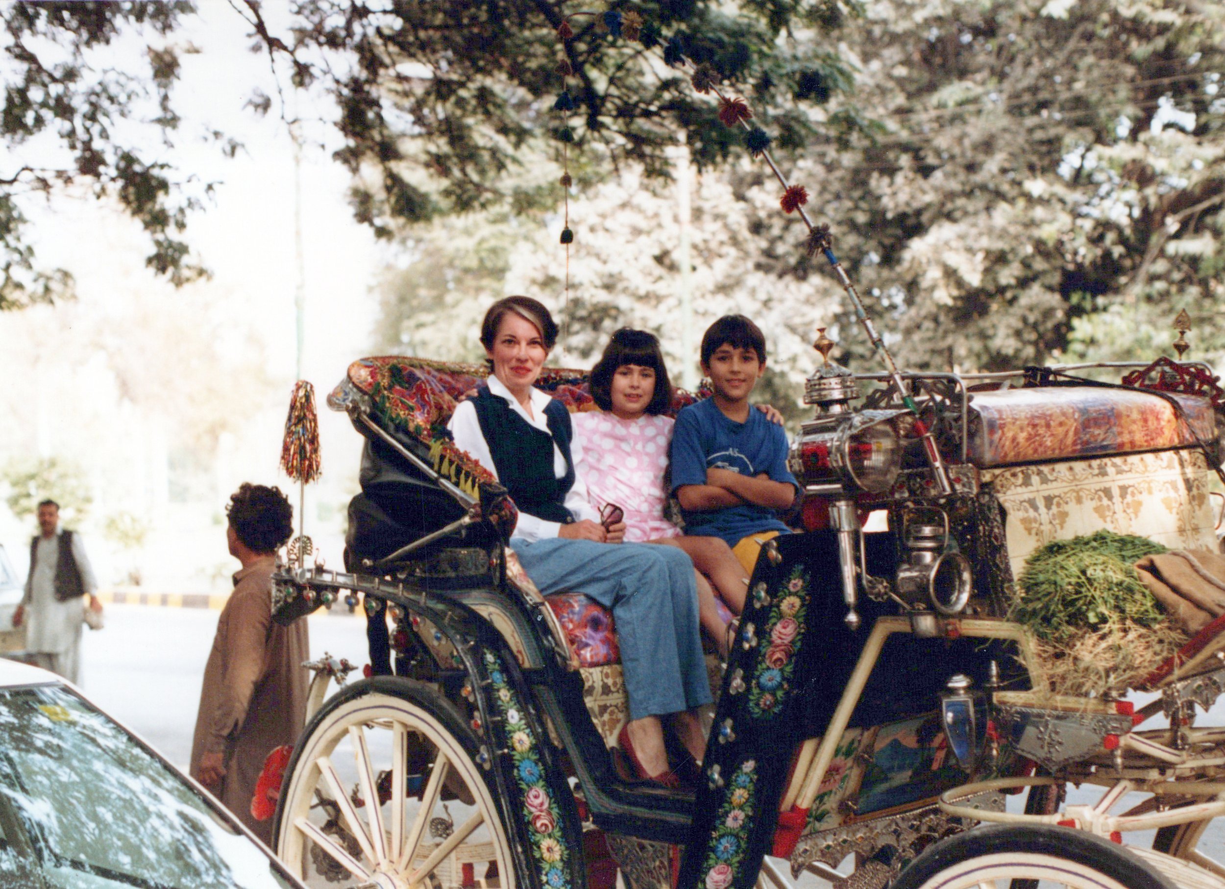 mom mems modern_1987-4.jpg