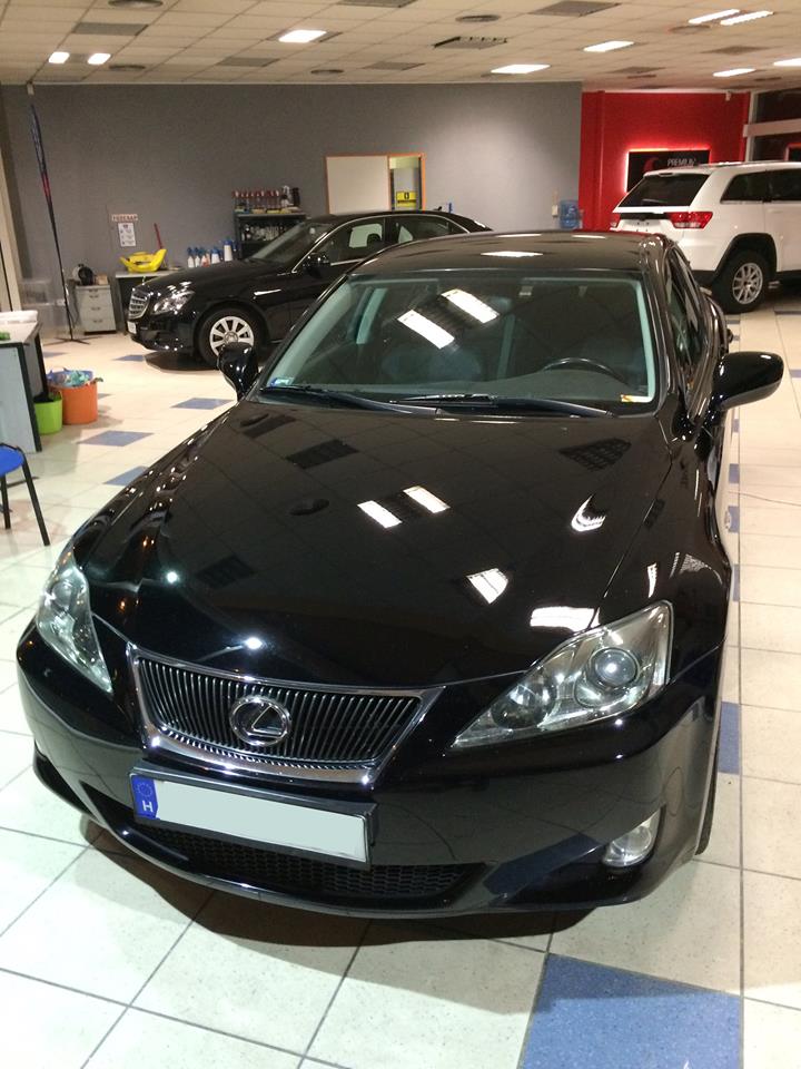 Lexus IS