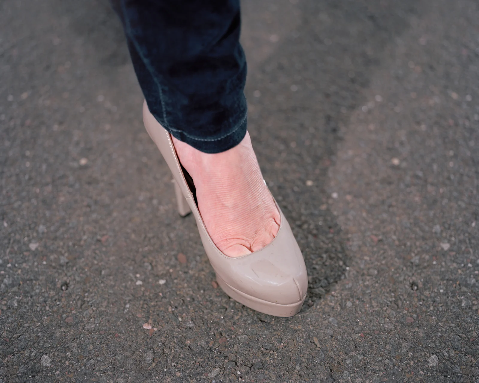 Pumps , 2016, 40 x 50 inches 