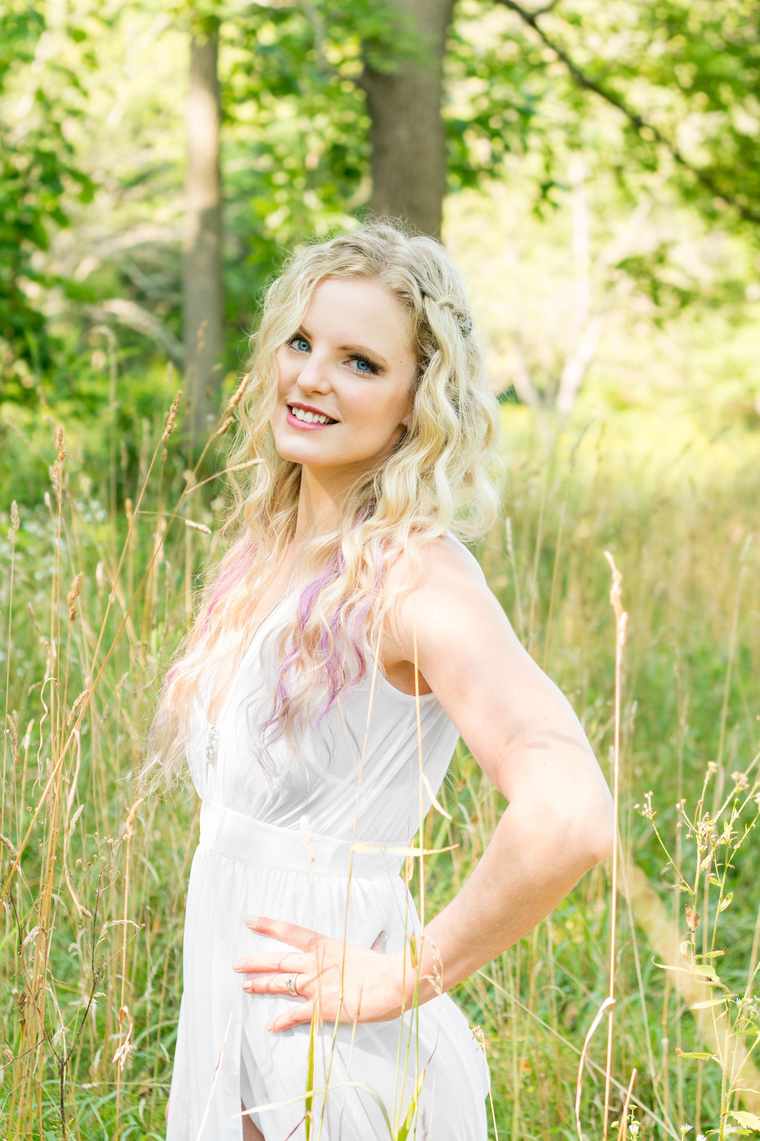 emilysotiphotography-meadowlilyfarm-styledbridal-18.jpg