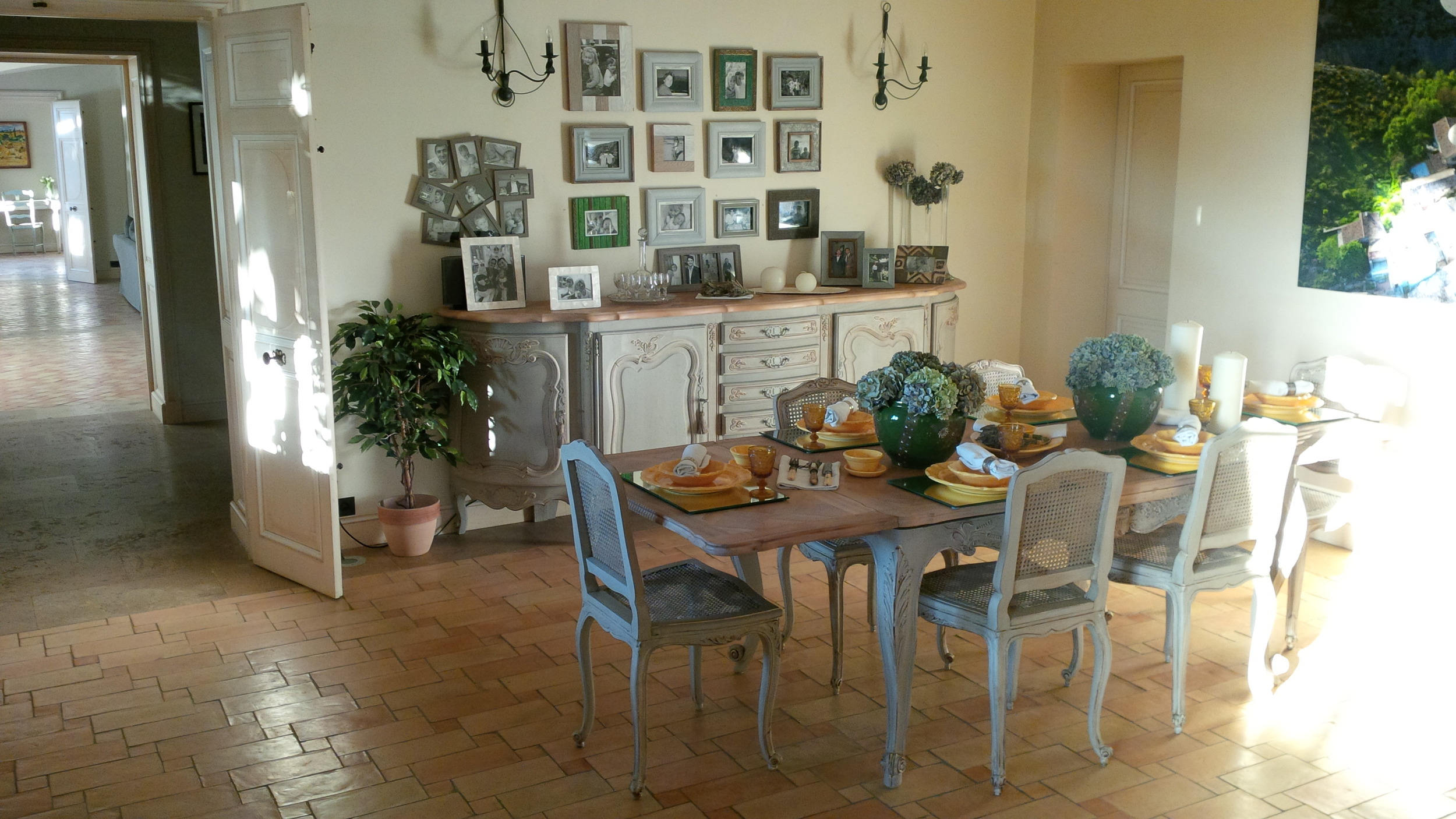 Salle à manger 2.jpg