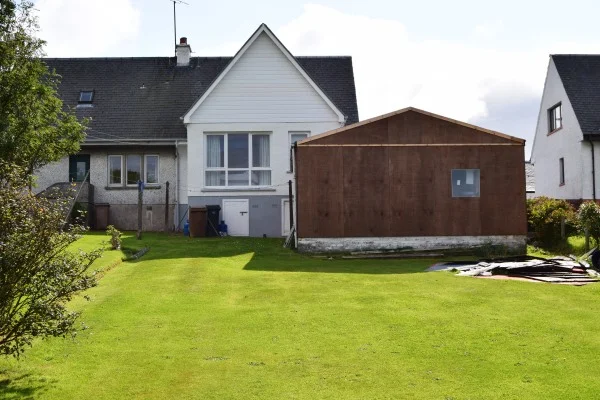 Spacious Back Garden