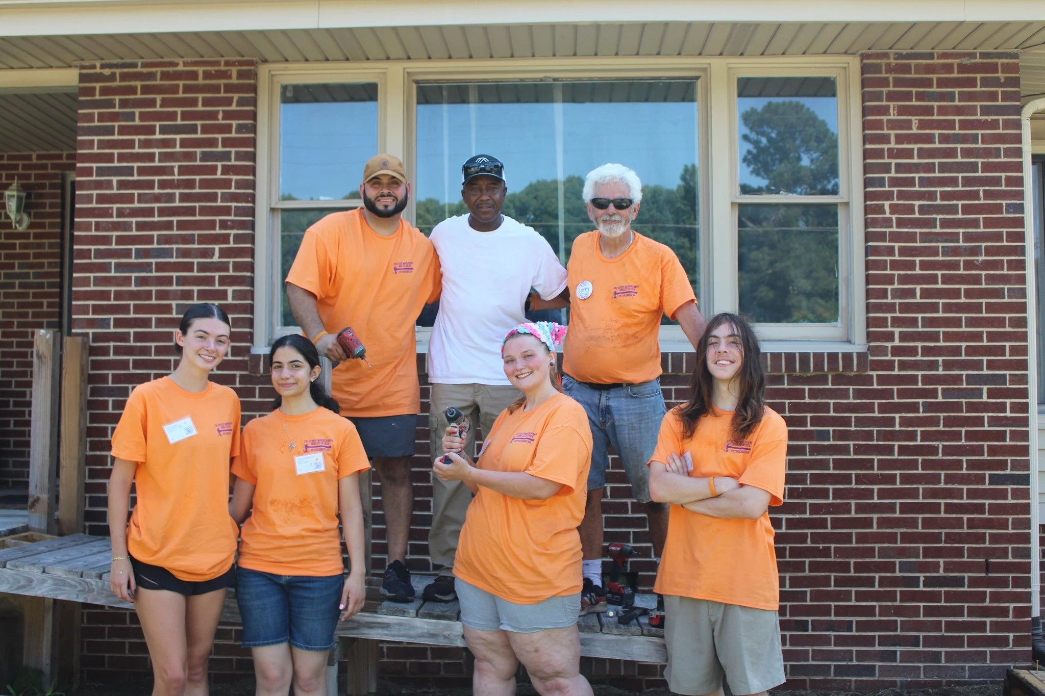 Shoutout to Crew 5!
They took apart a ramp that was no longer needed and rebuilt it with purpose. Deconstruction ➜ reconstruction ➜ transformation. Proud of this powerhouse crew! 💪✨

 #TCW #HelpIsOnTheWay #WC25