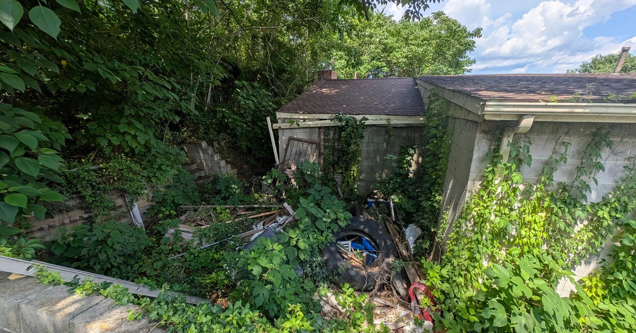 Serving God by pouring into others. 

Check out these before and after shots from one of the crews in 2025! 

Workcamp 2026, June 7-13 
Registration OPEN!