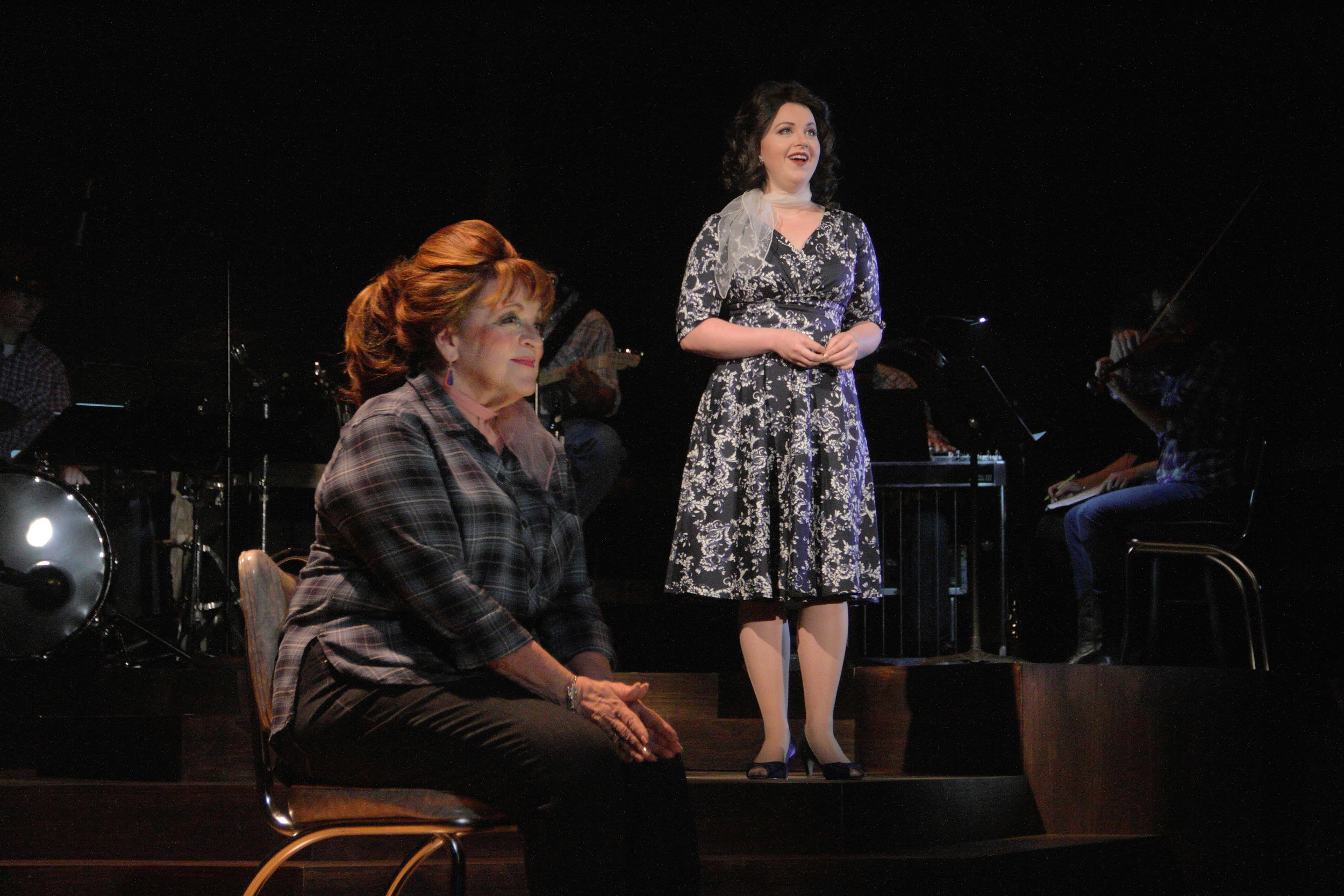 Linda Edwards with Sandia Ahlers as Patsy Cline (Photo by Samuel W. Flint)