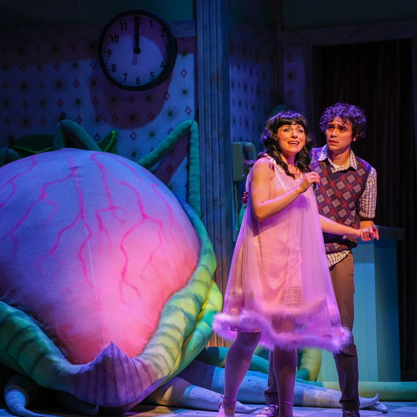 THE VIRGINIAN-PILOT: A review of raucous βLittle Shop of Horrors,β out for blood
