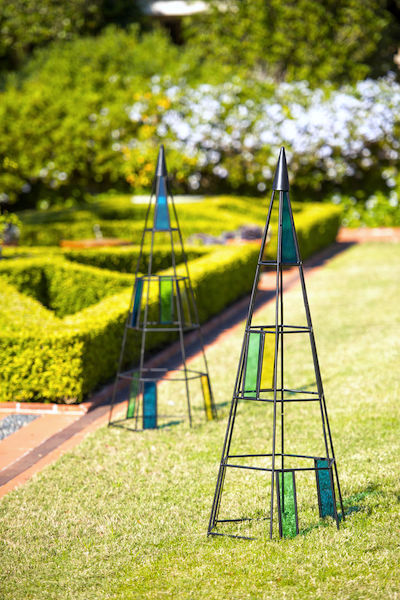 The Kaleidoscope tomato tower was the recipient of a 2018 Green Thumb Award in the category of best new tools, supplies, and accessories!