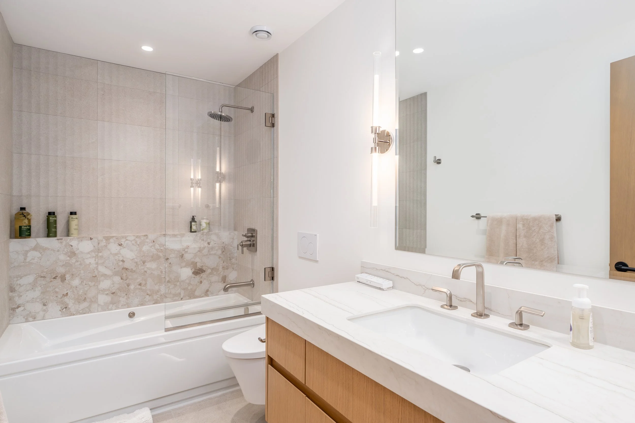 829 14 Street-15.jpg