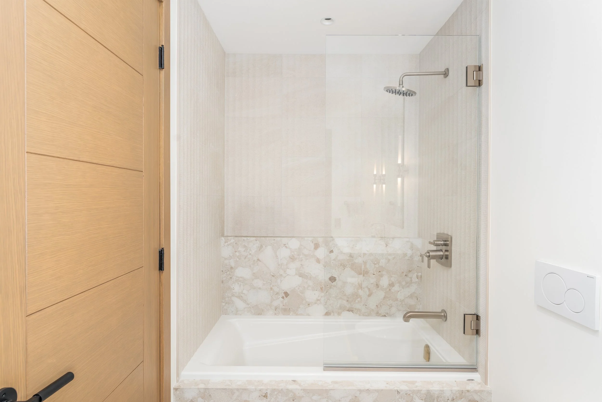 829 14 Street-13 (1).jpg
