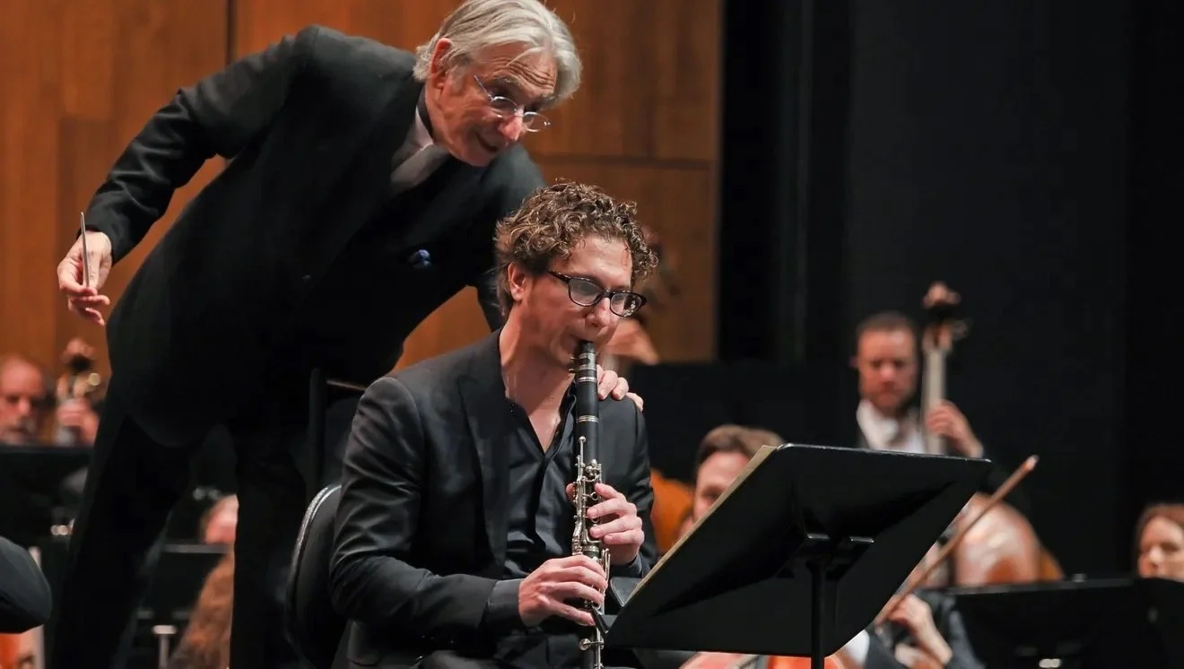 Read Abrams' Origin Story on Musicians' Journal