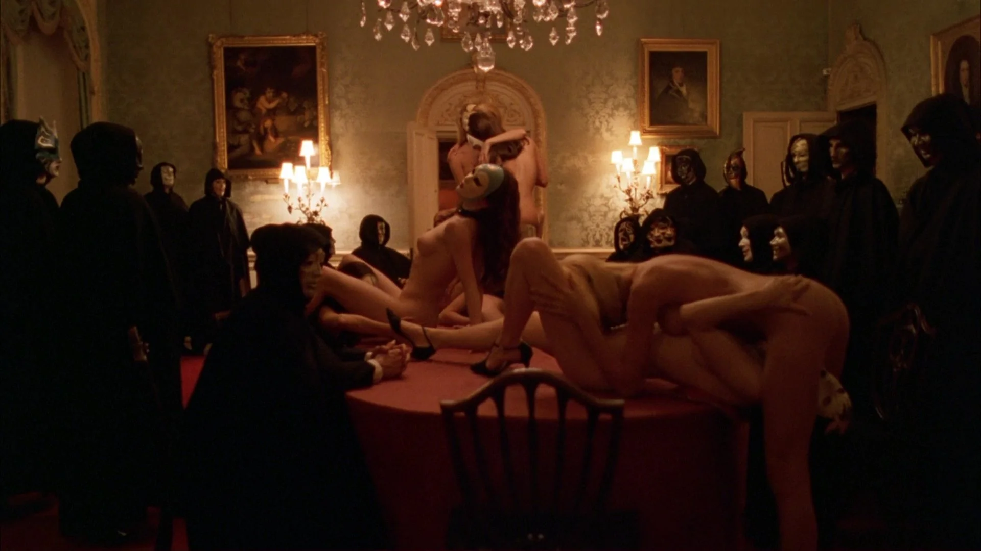 17 - Eyes Wide Shut.jpg