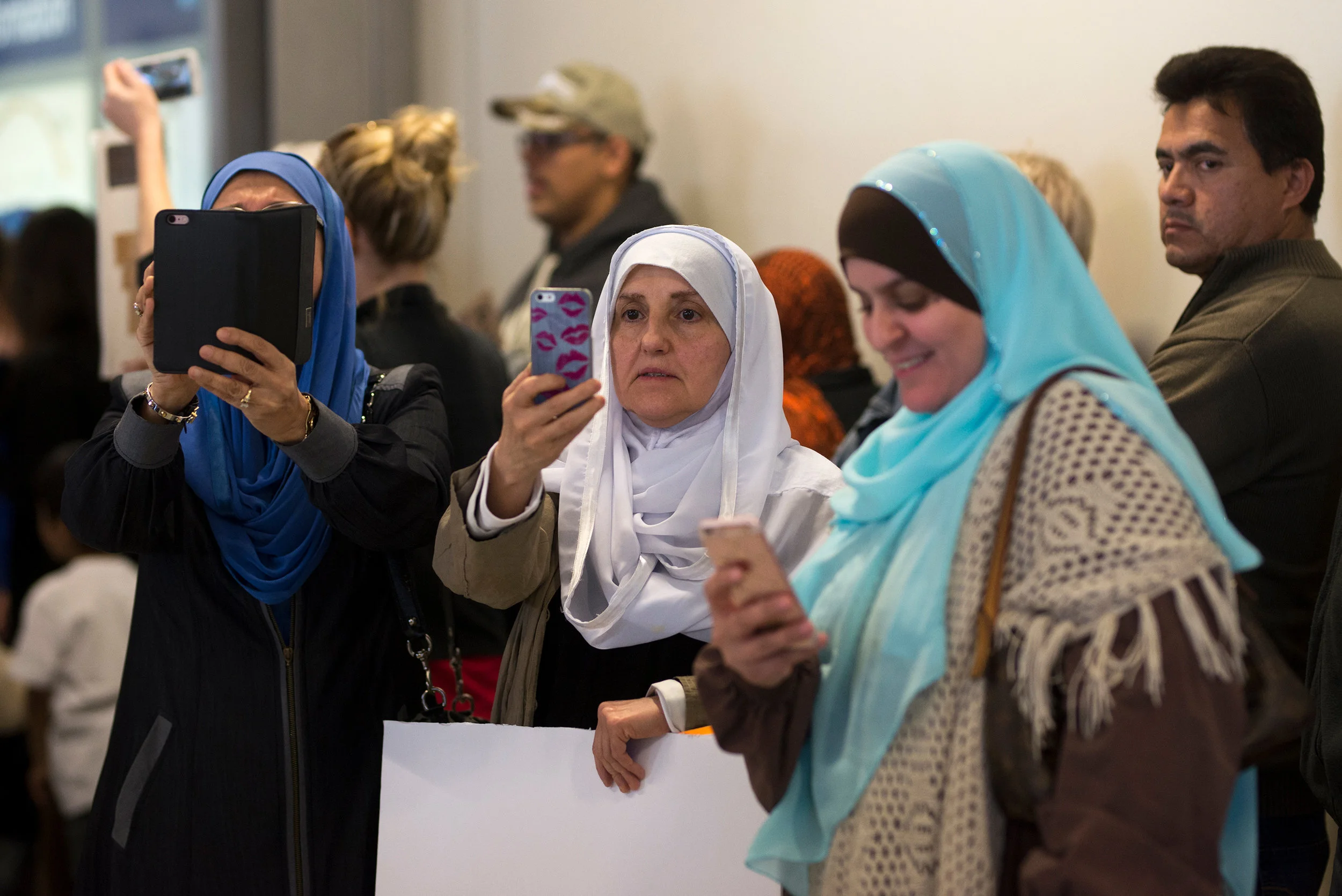 DFW International Detainee Protest