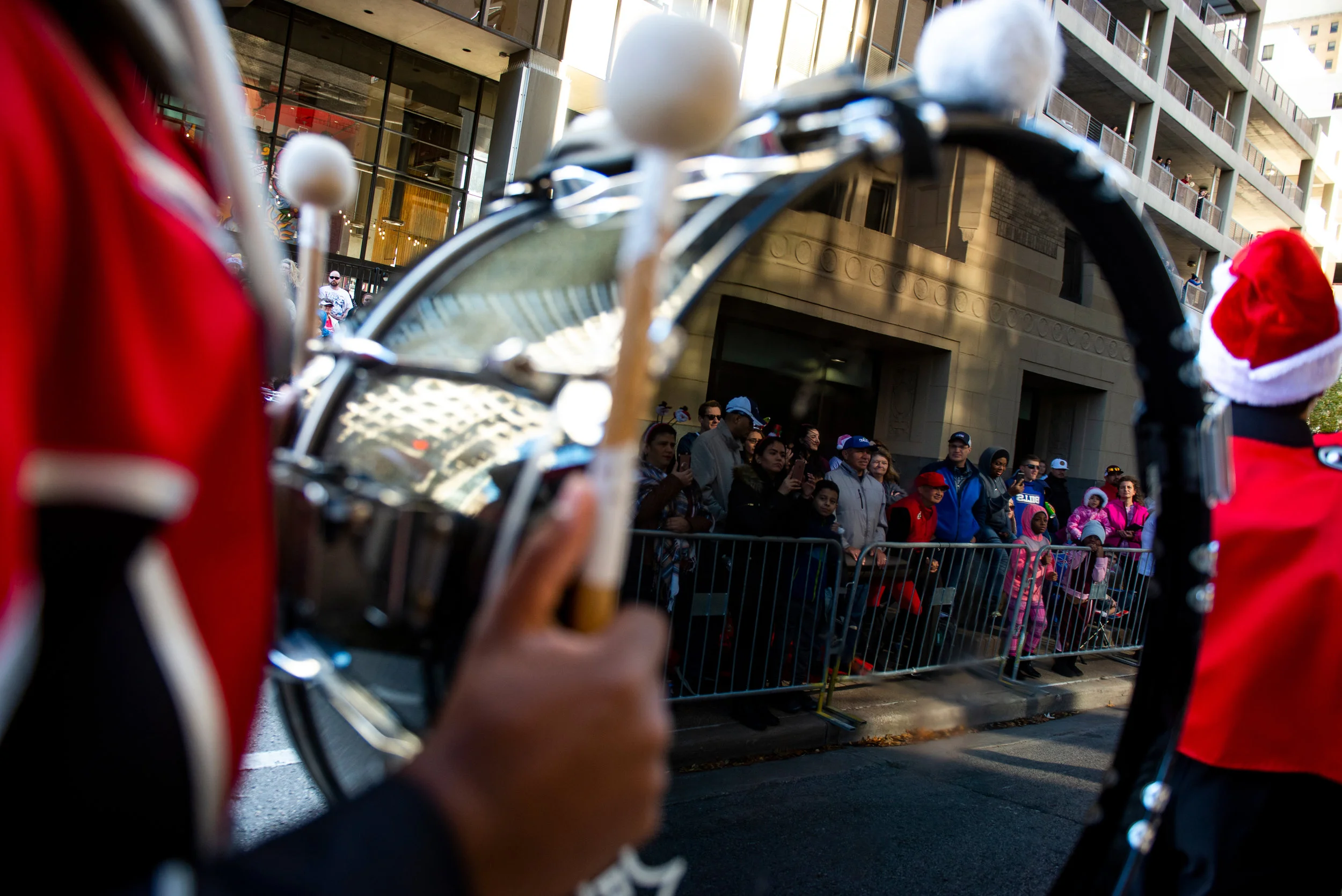 181201_HolidayParade0831_BM.jpg