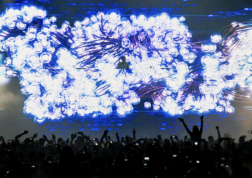 Zedd_Lights_Crowd2-3271_WEB.jpg