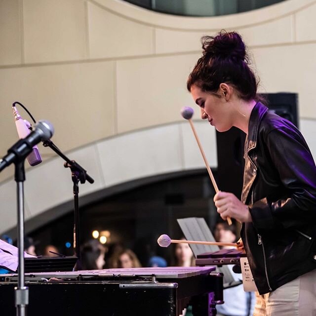 Making faces at @rochesterintjazzfest last summer. Guess I won&rsquo;t be doing this for a while...
.
.
.
.
.
.
#vibraphone #nyc #la #vibes #mallets #malletpercussion #jazzfest #rochesterjazzfestival #newyork #rochester #azalea #livemusic #livejazz #