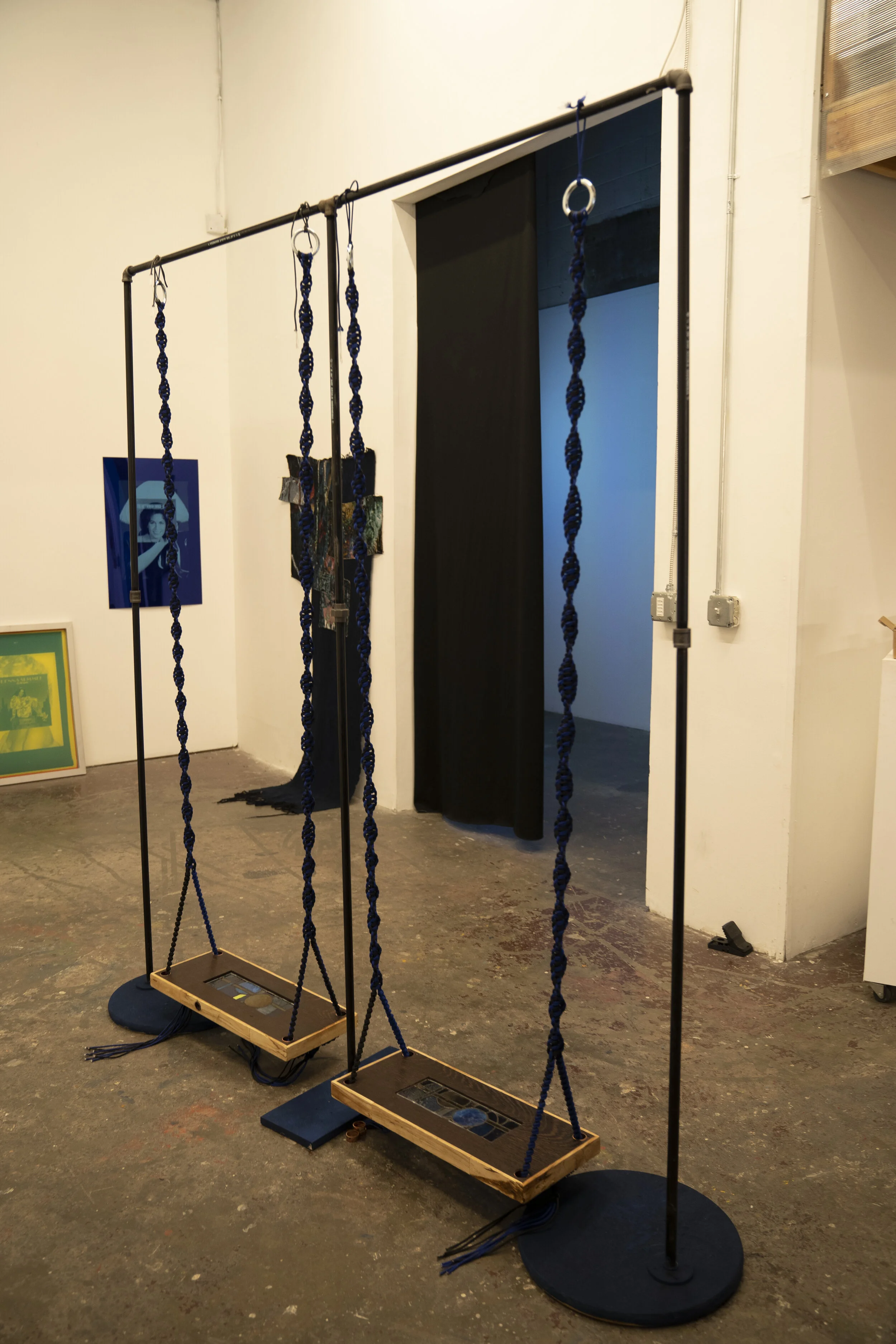 wideshot_swings.jpg